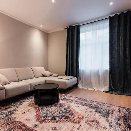 Casa Neva 시베니크